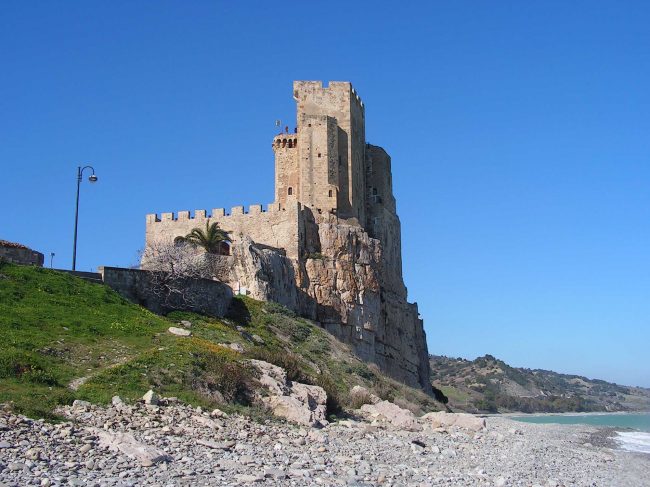 Castello Federiciano – Roseto Capo Spulico